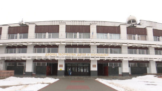 Воронежцев предупредили о скоплении техники у Дворца творчества детей и молодёжи
