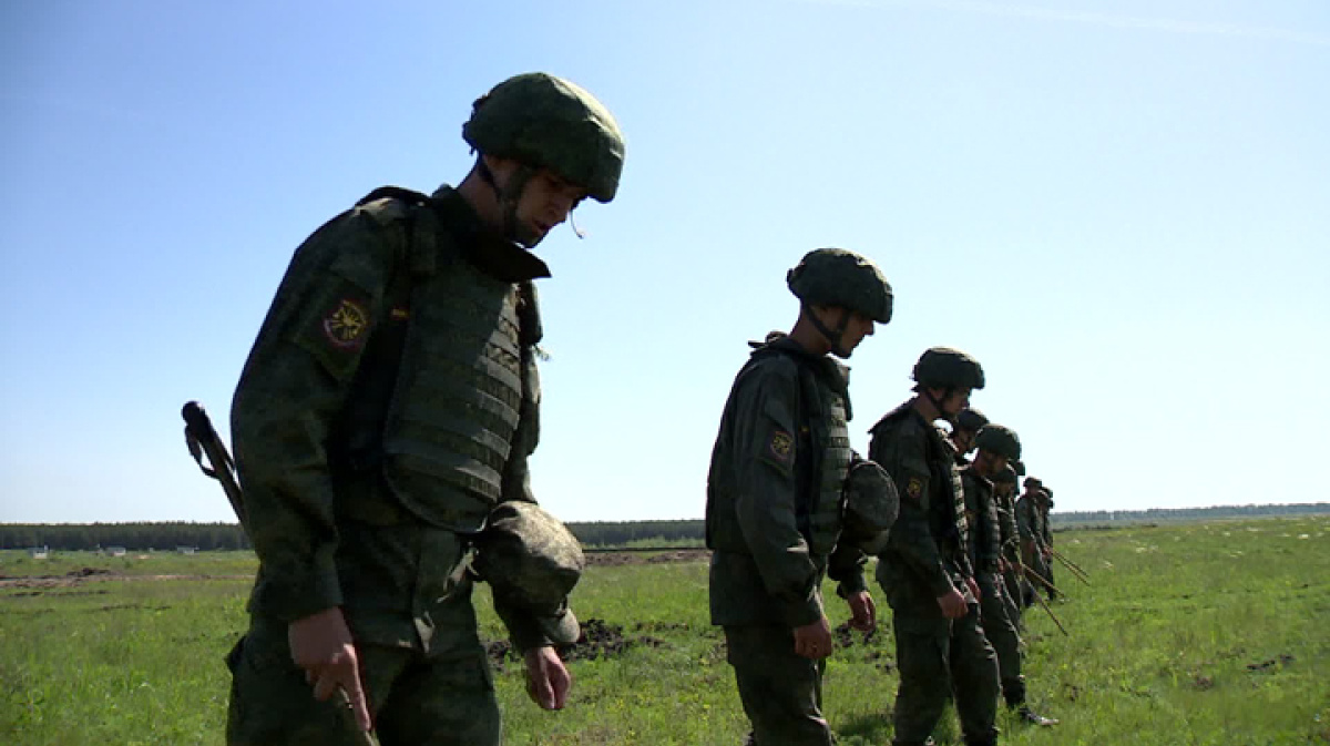 Адреналинчик нормально поднимает». Как разминировали военный полигон под  Воронежем – Новости Воронежа и Воронежской области – Вести Воронеж