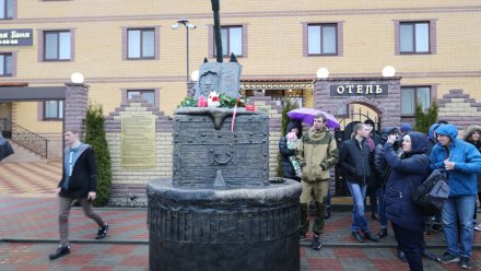 В Воронеже восстановленному памятнику лидеру группы «Король и шут» нашли новое место