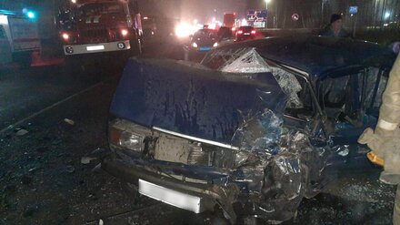 В Воронежской области в массовом ДТП с фурой пострадали 2 человека