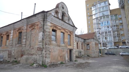 Власти начали поиск подрядчика для реставрации старейшего здания Воронежа