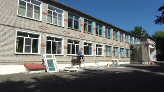 Спонсоры помогут в ремонте 20 школ в одном из районов Воронежской области