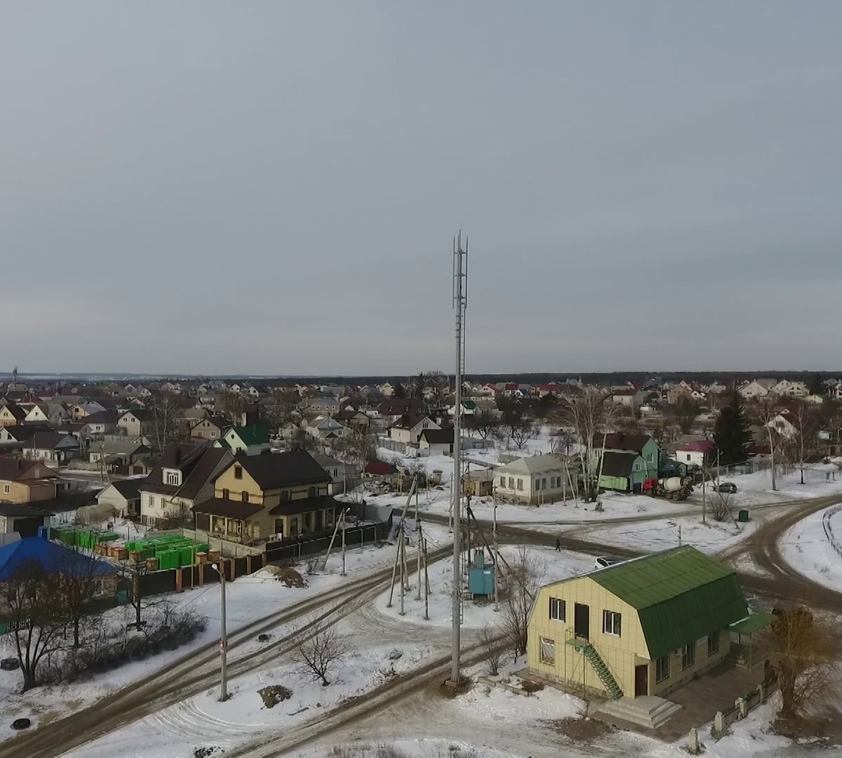 Жители воронежского микрорайона недовольны установленной возле домов вышкой  связи – Новости Воронежа и Воронежской области – Вести Воронеж