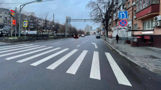 В Воронеже автомобилистка сбила женщину на зебре
