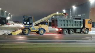 За ночь с воронежских улиц убрали ещё почти 6 тыс. кубометров снега