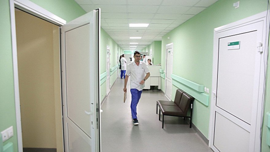 Отец воронежского школьника с симптомами кори опроверг отказ от больницы из-за религии