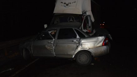 На воронежской трассе в ДТП с «Газелью» погибли четверо мужчин из Дагестана