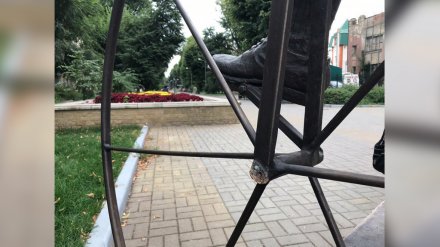 В центре Воронежа сломали памятник Вильгельму Столлю