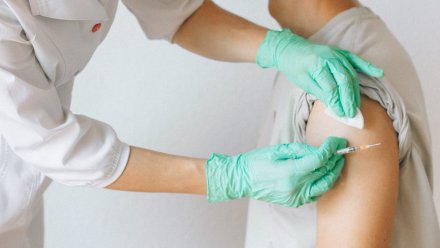 В популярном воронежском ТЦ закрыли пункт вакцинации от ковида