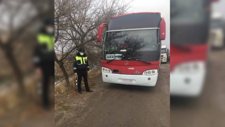 Автобус с 19 пассажирами застрял на воронежской трассе 