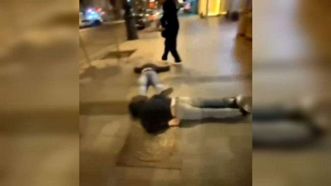 Двое мужчин попали в реанимацию после жёсткой драки на проспекте Революции в Воронеже