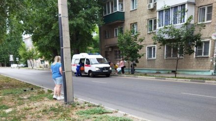 В Воронеже двухлетняя малышка выпала из окна 3 этажа