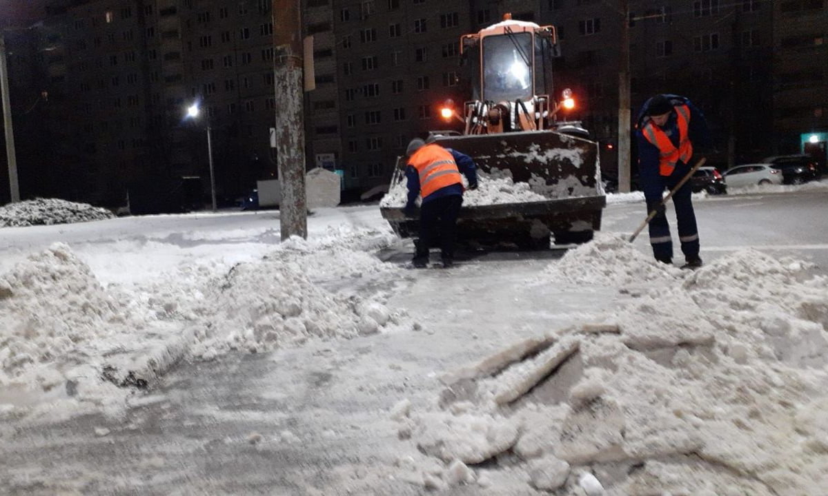 Почти 5 тыс. кубометров снега за ночь вывезли с улиц Воронежа – Новости  Воронежа и Воронежской области – Вести Воронеж