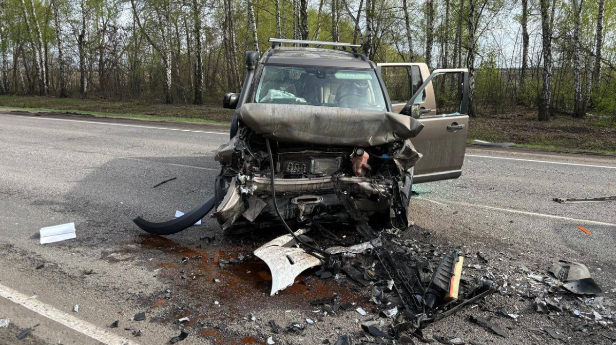 2 человека погибли и 5 пострадали в ДТП на воронежской трассе | 15.04.2024  | Воронеж - БезФормата