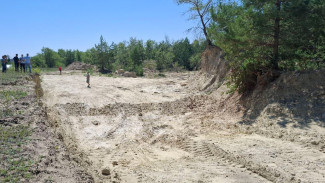 В воронежском селе неизвестные нелегально добывали песок