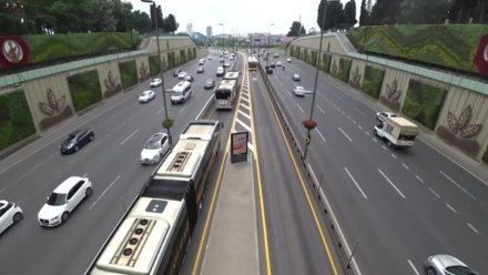 Воронежцам объяснили, почему нельзя пускать метробус по центру проезжей части