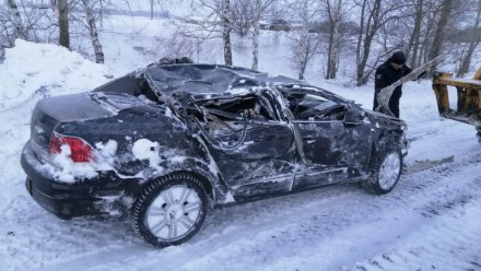 Годовалый малыш и двое взрослых пострадали в страшном ДТП на воронежской трассе