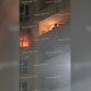Воронежцы сняли на видео сильный пожар в многоэтажке