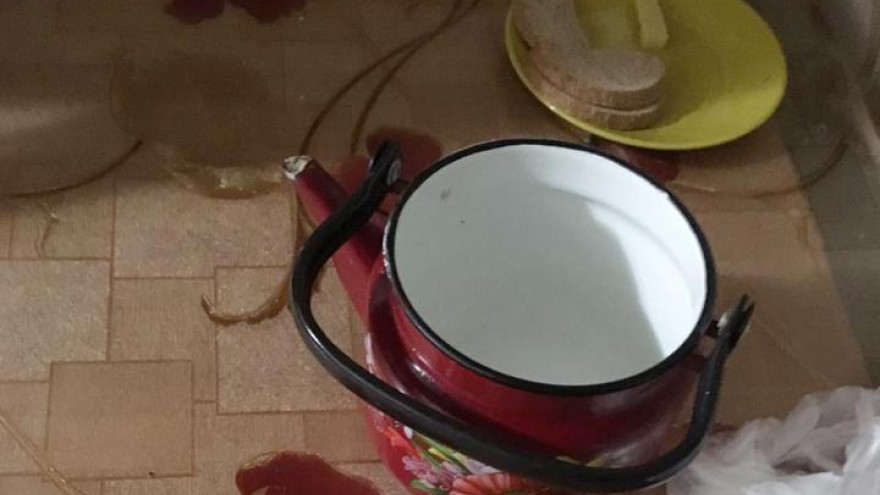 В Воронежской области женщина забила гражданского мужа чайником в ответ на побои