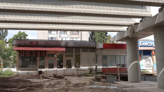 Повторение ошибок. В Воронеже на пути Остужевской развязки встал торговый павильон