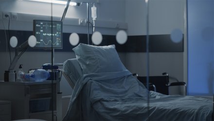 Водитель из Дагестана умер в воронежской больнице после ДТП с Mercedes