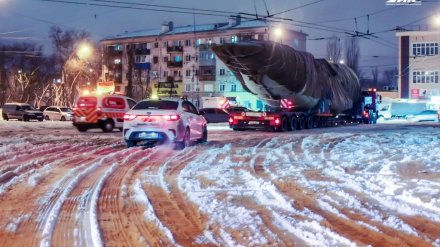 Из Воронежа в Жуковский на автопоезде отправили 24-метровый корпус Ил-112В