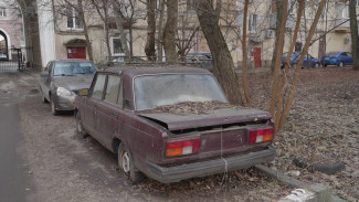 Почти 1200 брошенных машин заметили на улицах Воронежа с начала года