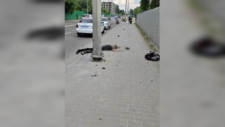 Байкер разбился насмерть на набережной Массалитинова в Воронеже