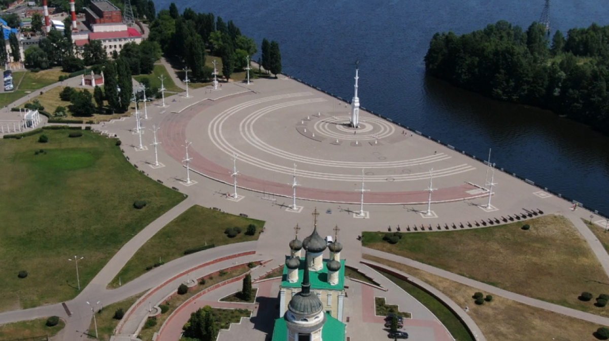 В Воронеже отложили установку экрана в фан-зоне на Адмиралтейской площади |  08.07.2024 | Воронеж - БезФормата