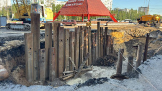 В повреждённый коллектор на Московском проспекте в Воронеже установили заглушку