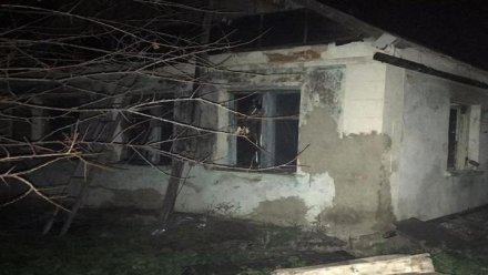 В Воронежской области в сгоревшем доме нашли тела 2 мужчин