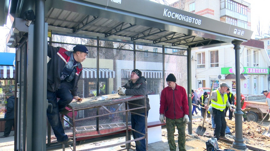 Вторую в Воронеже «умную остановку» замостят тактильной плиткой