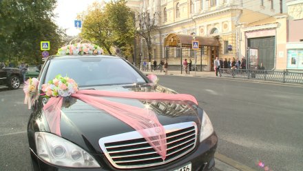 Воронежцам предложили со скидкой пожениться в ремонтируемом ЗАГСе 