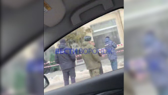 Полиция оцепила территорию вокруг воронежского ресторана