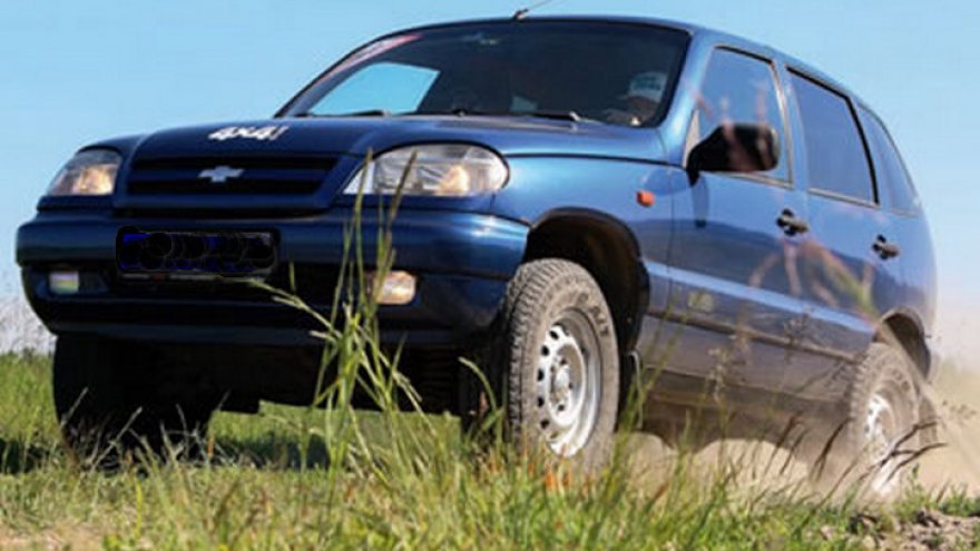 Под Воронежем 68-летний депутат на Chevrolet Niva сбил человека и попал под следствие