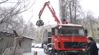 Снос гаражей у Центрального стадиона профсоюзов в Воронеже показали на видео