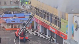 Торговый центр в Нововоронеже закрыли на неопределённый срок после пожара  