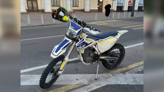 Пьяный мотоциклист сбил пешехода на площади Ленина в Воронеже