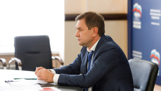 Владимир Нетёсов помог жителям региона в решении социальных вопросов