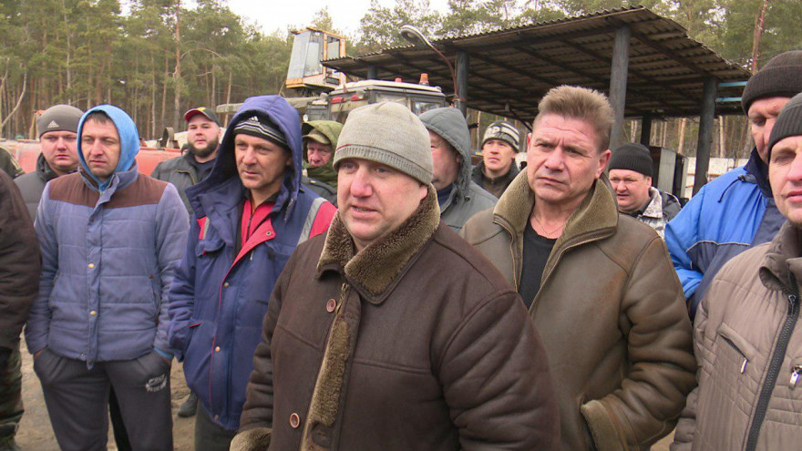 Мэр Воронежа пообещал повысить зарплаты коммунальщикам, устроившим забастовку