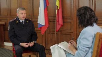 «Желание очищать мир от нехорошего». Как генерал Петрушин романтизирует службу в полиции