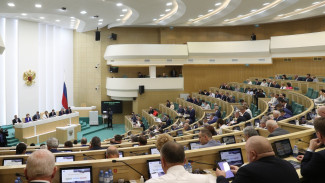Воронежский сенатор представил в Совфеде закон, защищающий права обманутых дольщиков