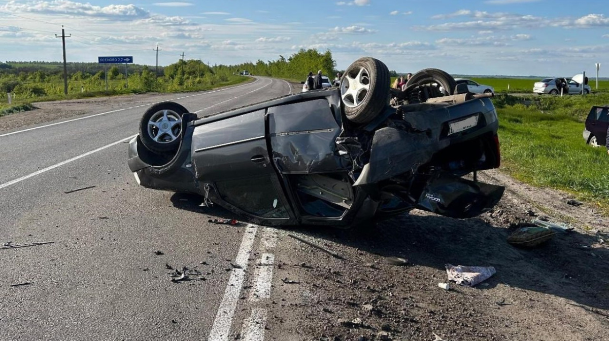 В аварии на трассе Воронеж – Луганск пострадал 25-летний парень |  10.05.2023 | Воронеж - БезФормата