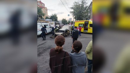 Появились подробности жёсткого ДТП на Ленинском проспекте в Воронеже