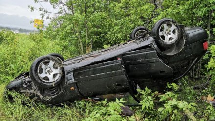 Audi перевернулась на трассе Воронеж – Луганск: пострадал водитель