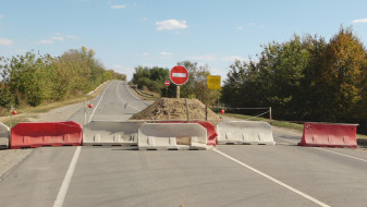 Мост разлуки. Жители 5 сёл стали заложниками закрытого на ремонт путепровода в Павловске