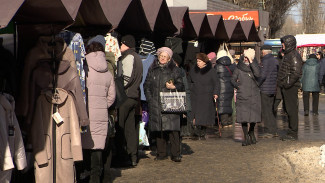 На незаконную ярмарку в Воронеже съехались продавцы из разных точек России