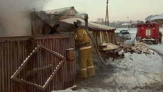 В Железнодорожном районе Воронежа загорелась баня