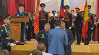Губернатор Воронежской области наградил лечащихся в госпитале бойцов