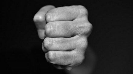 В серьёзной драке у кафе воронежец разбил голову об асфальт